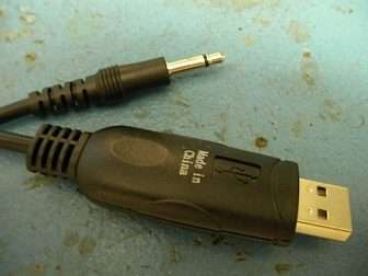 Cable de cat USB de ICOM por dentro